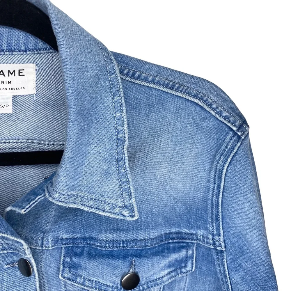 Frame ⌘ Scalloped Edge Cropped Willoughsby Denim Jeans Jacket ⌘ Light Blue ⌘ S - Picture 5 of 17